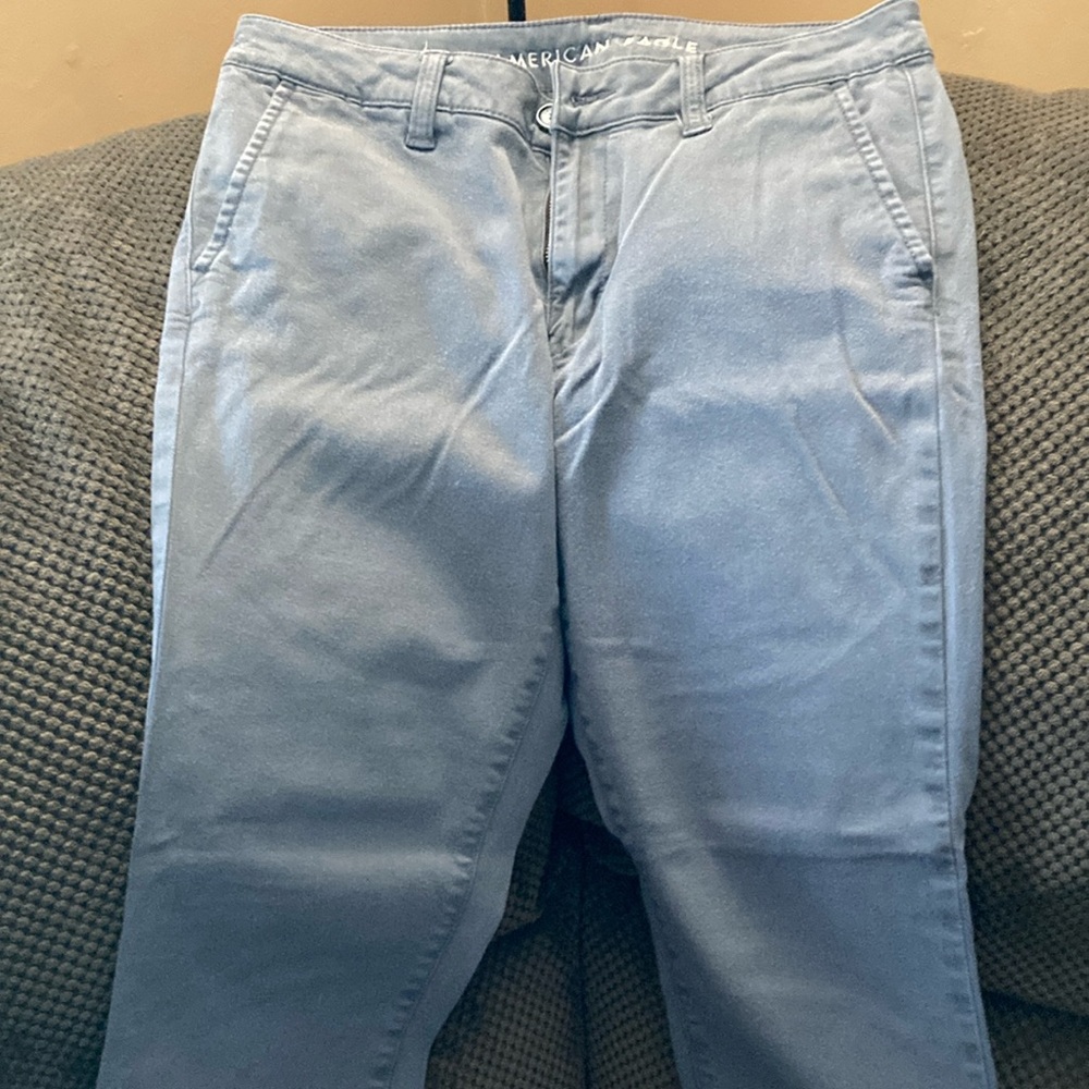 Women’s American Eagle khaki chino pants size 10 x-short